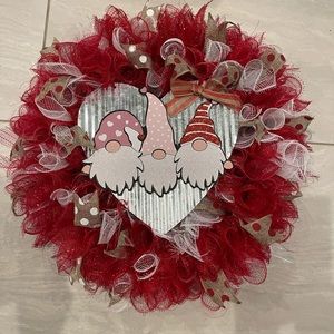 Valentines gnome heart 20” handmade wreath NEW